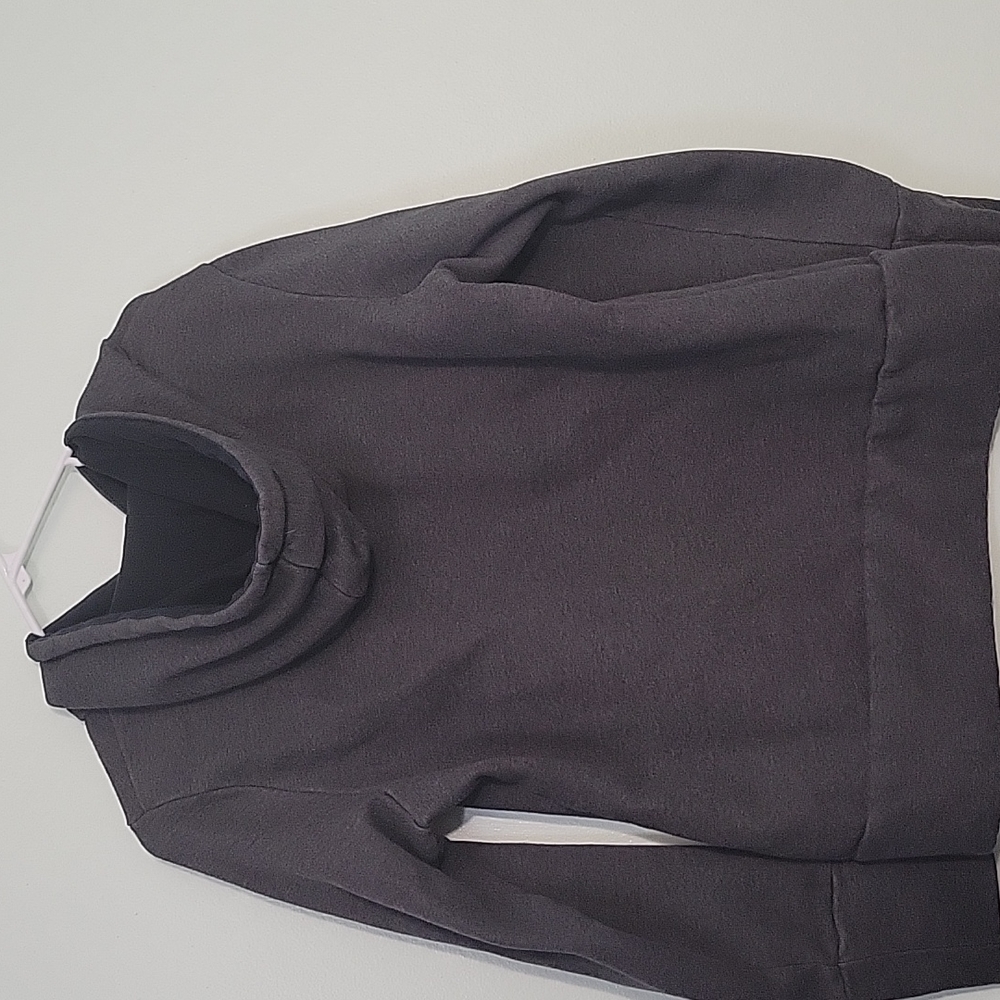 Puma Sweatshirt Size XL - Picture 3 of 4